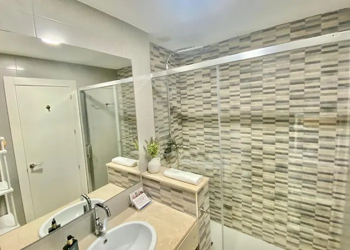 Turísticos Castillo Del Vigia Torremolinos